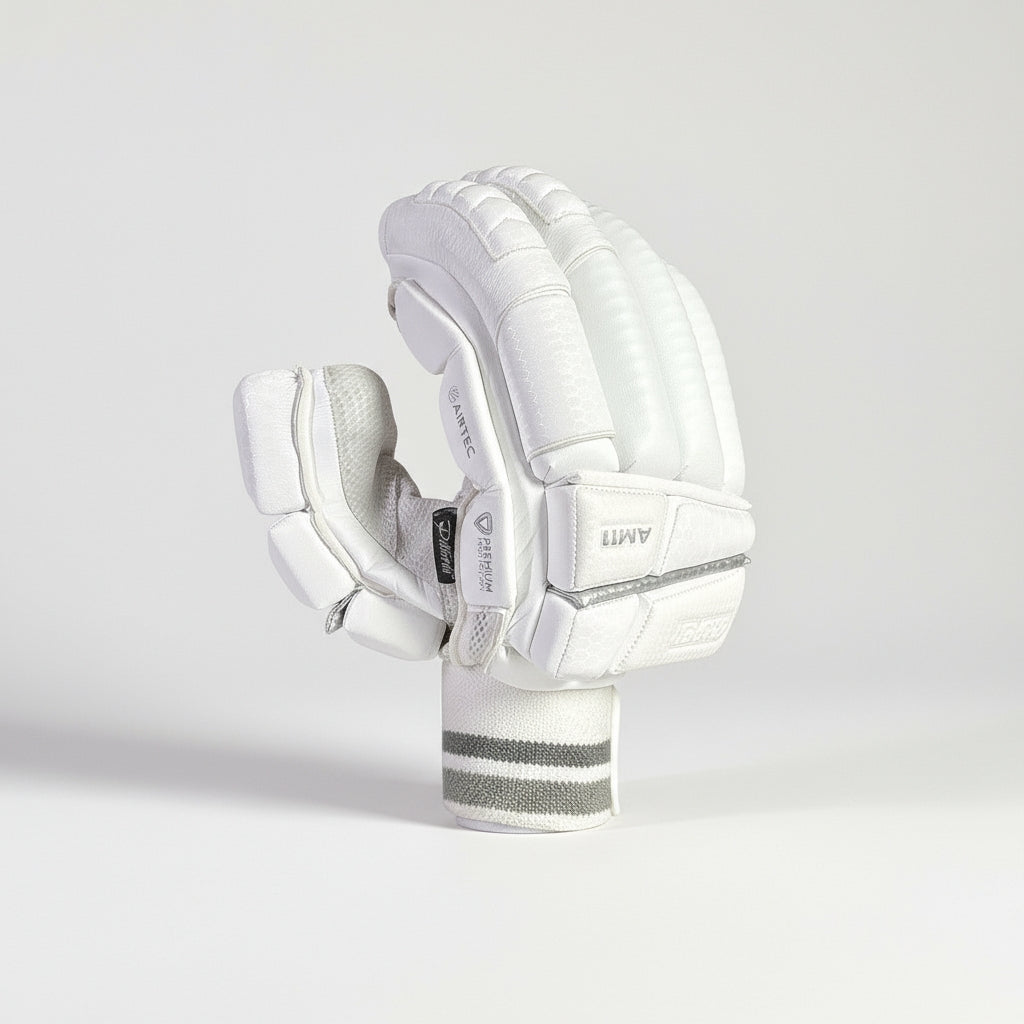 COOPER AM11 25 CRICKET GLOVES