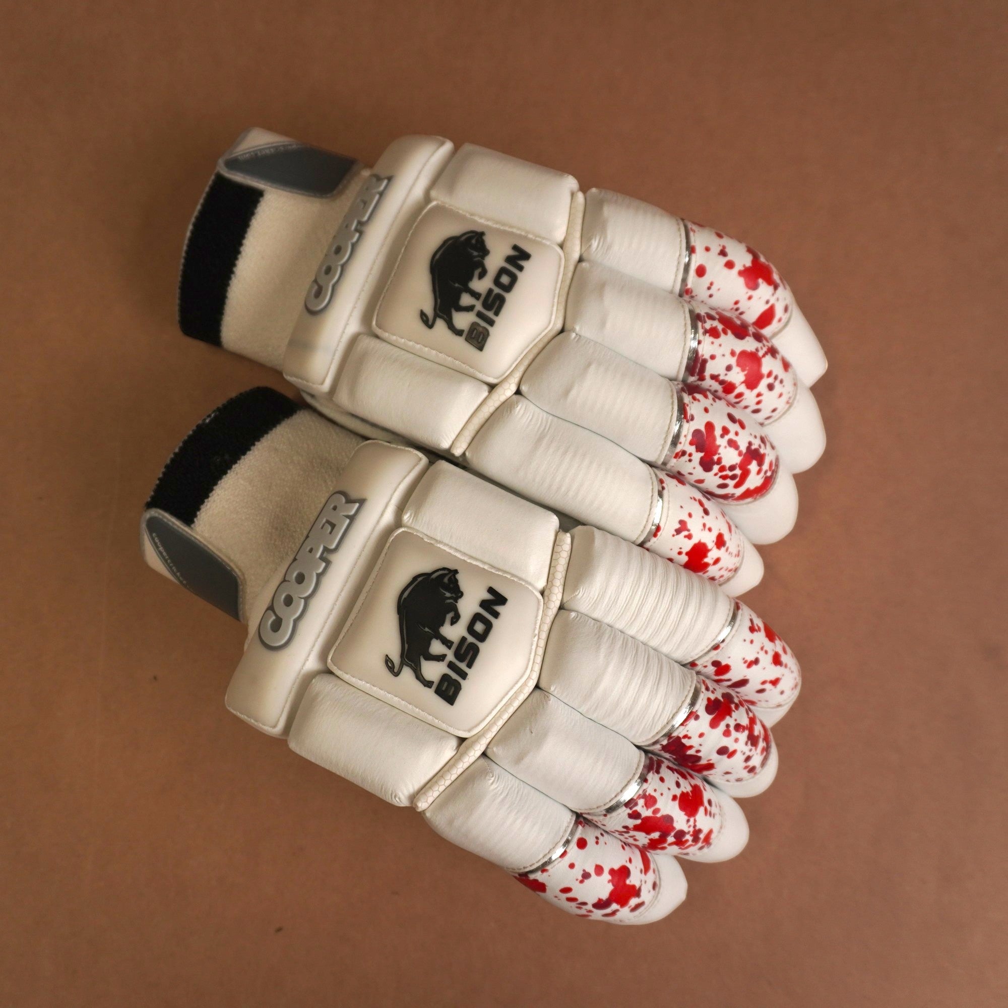 JB EDITION 24 CRICKET GLOVES