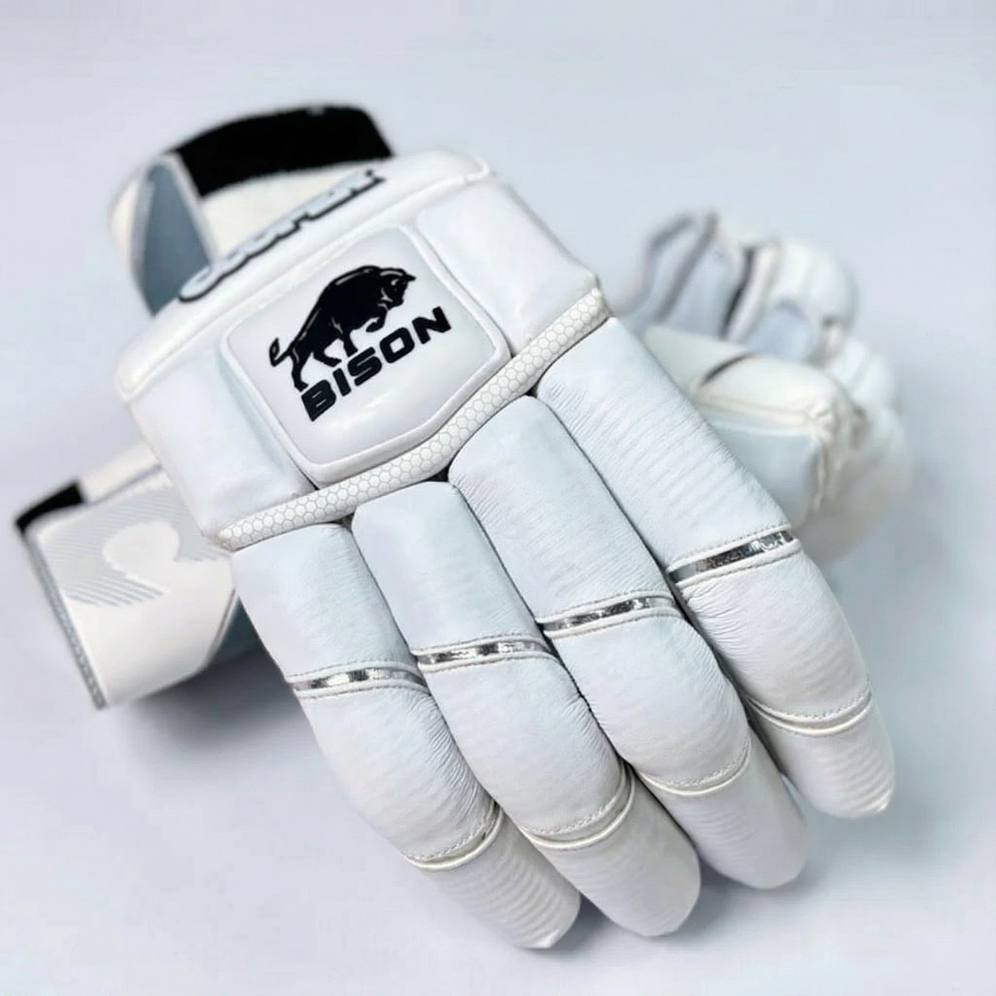 COOPER BISON 24 CRICKET GLOVES