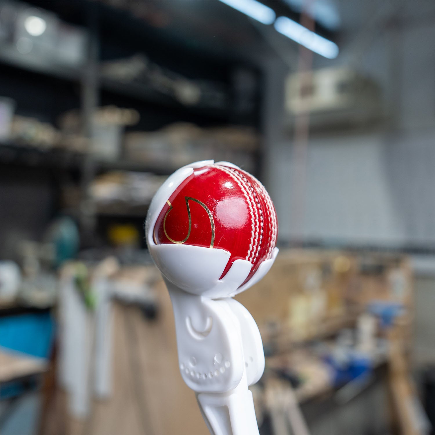 COOPER BALL THROWER