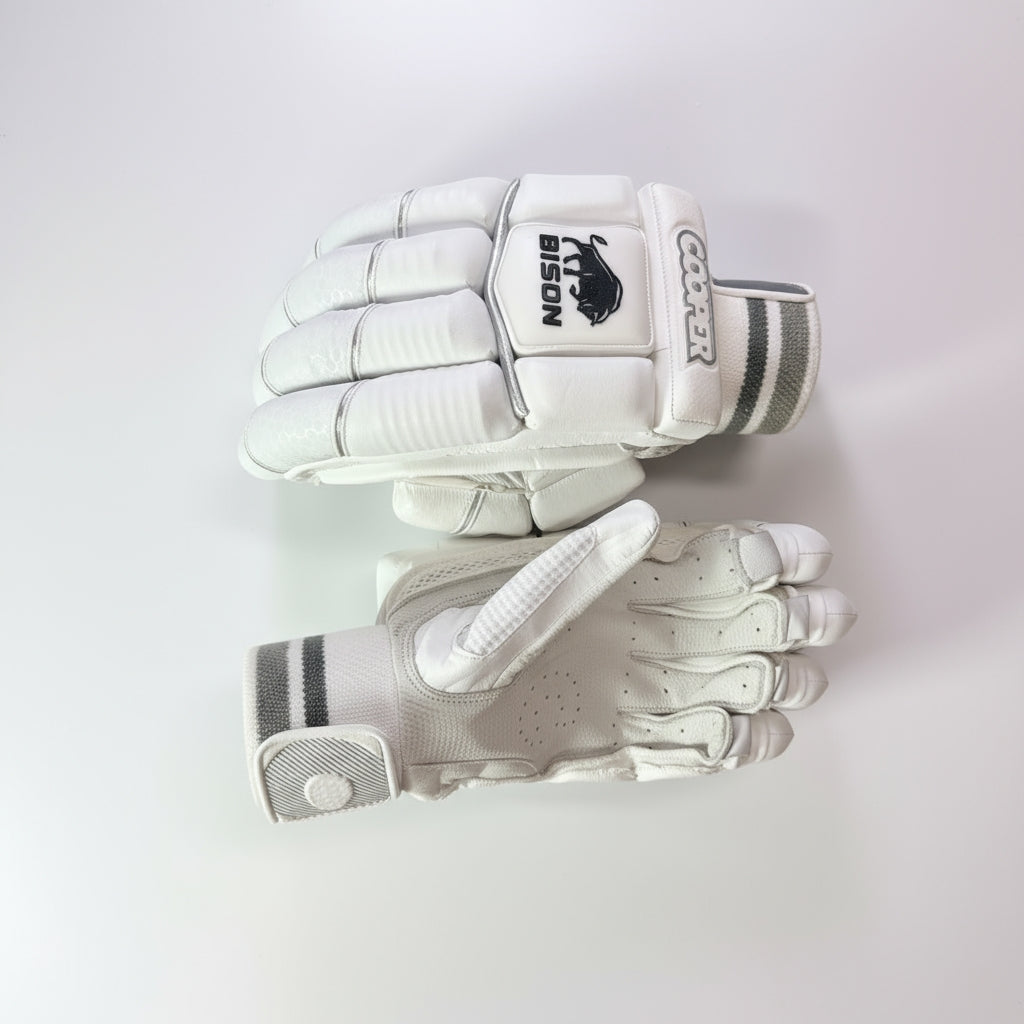 COOPER BISON 25 CRICKET GLOVES - ADULT