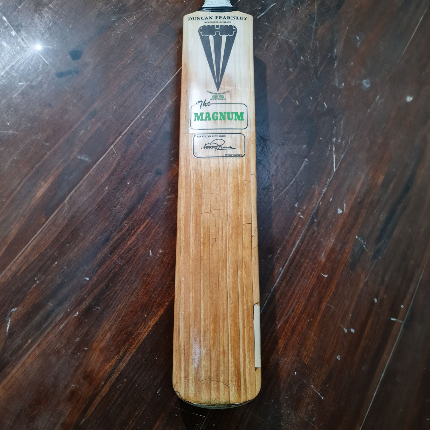 VINTAGE CRICKET BAT REPAIR