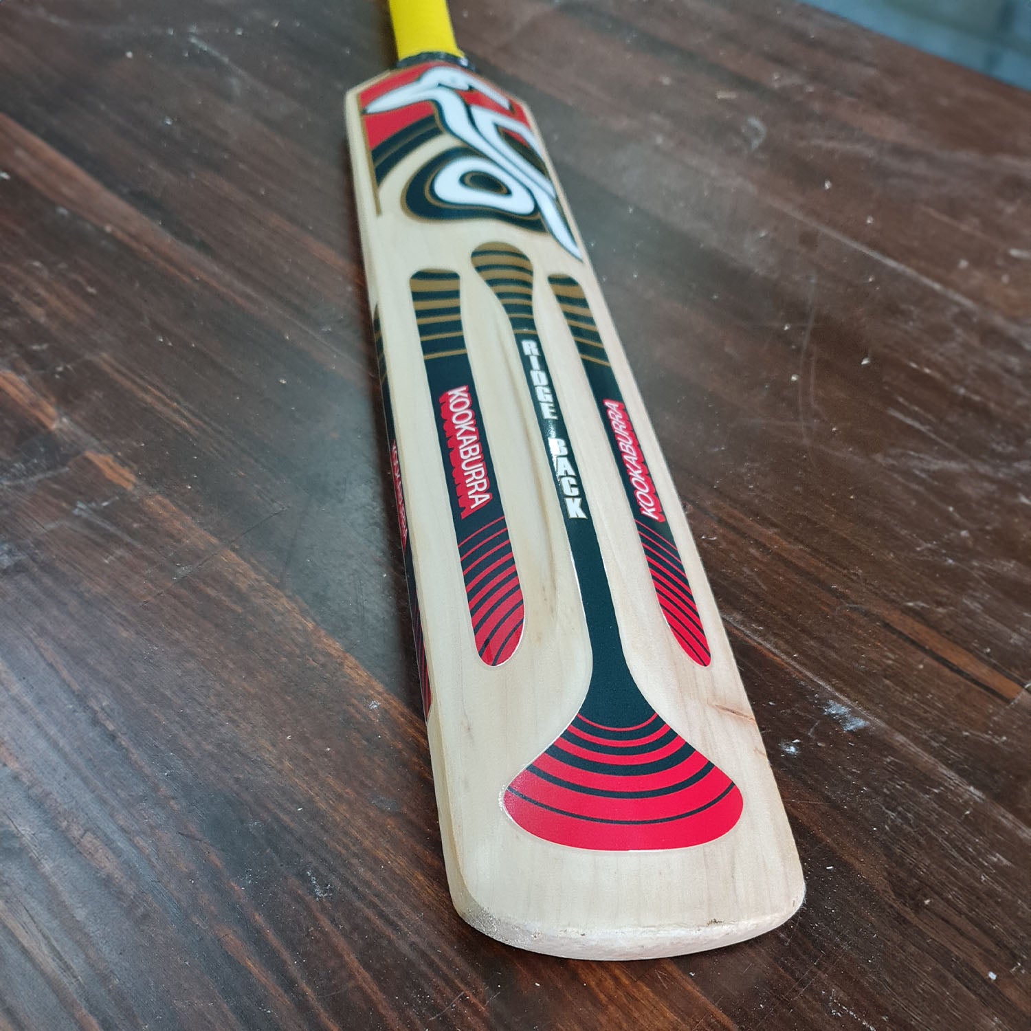 VINTAGE CRICKET BAT REPAIR