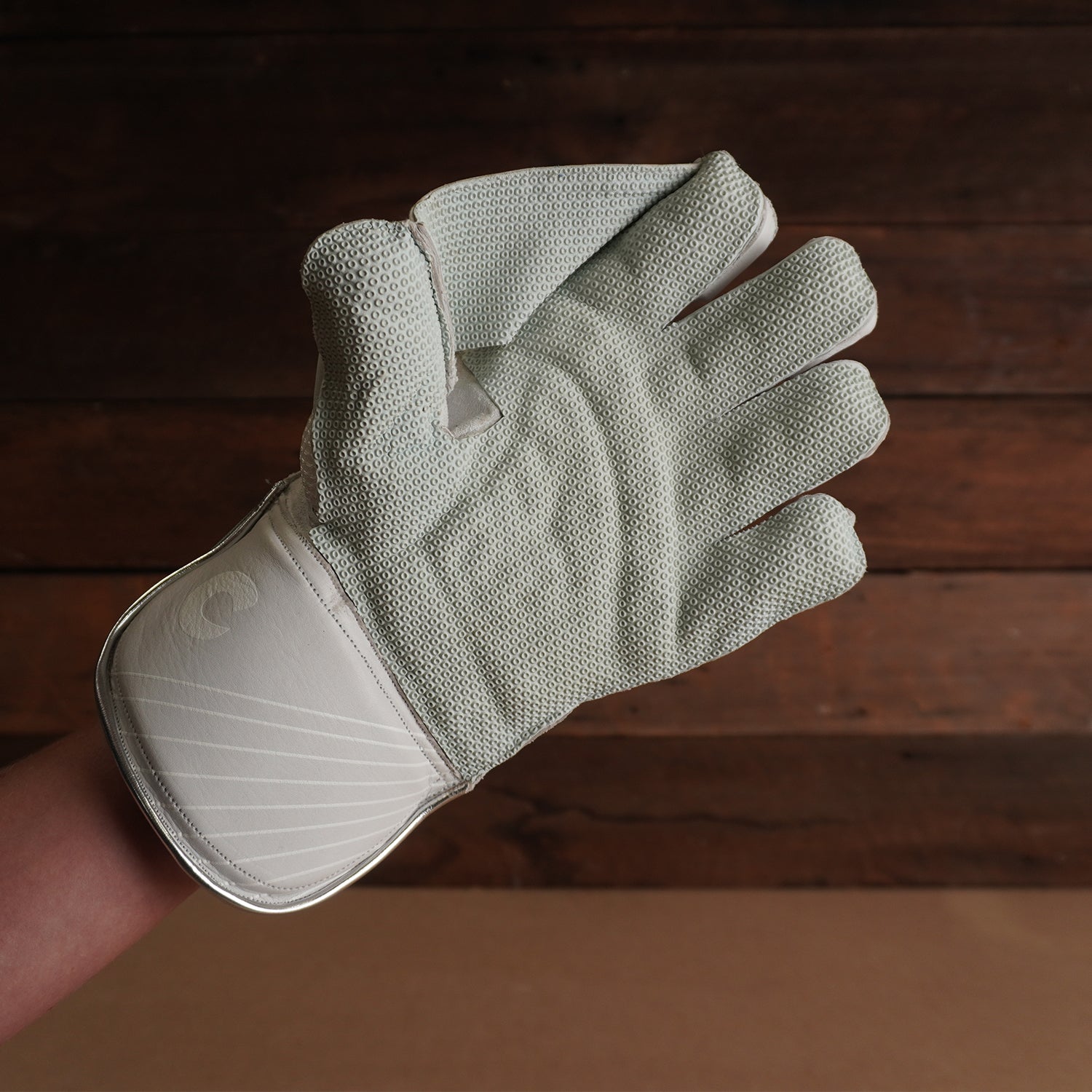 K1 WICKET KEEPING GLOVES