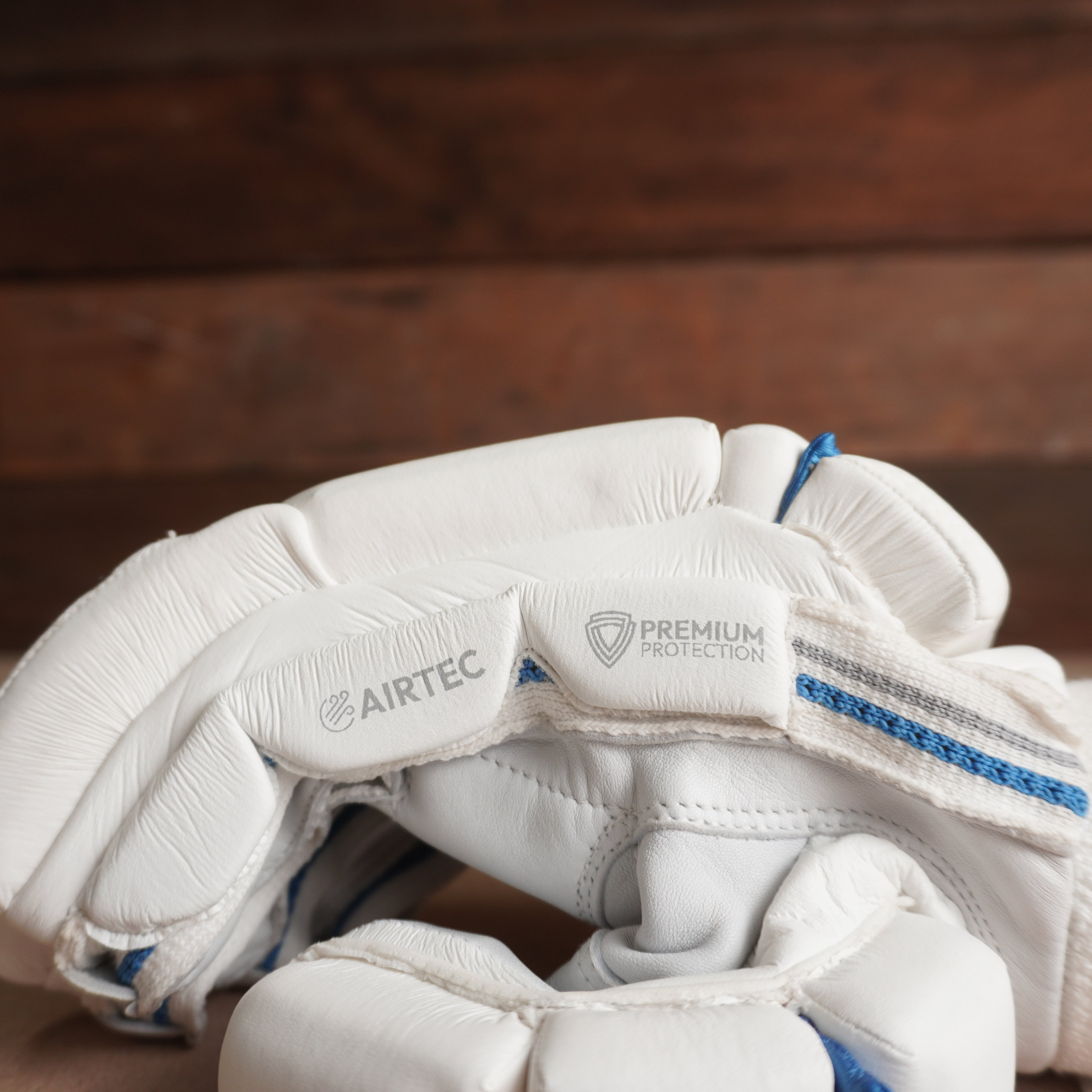 AM9 GLOVES