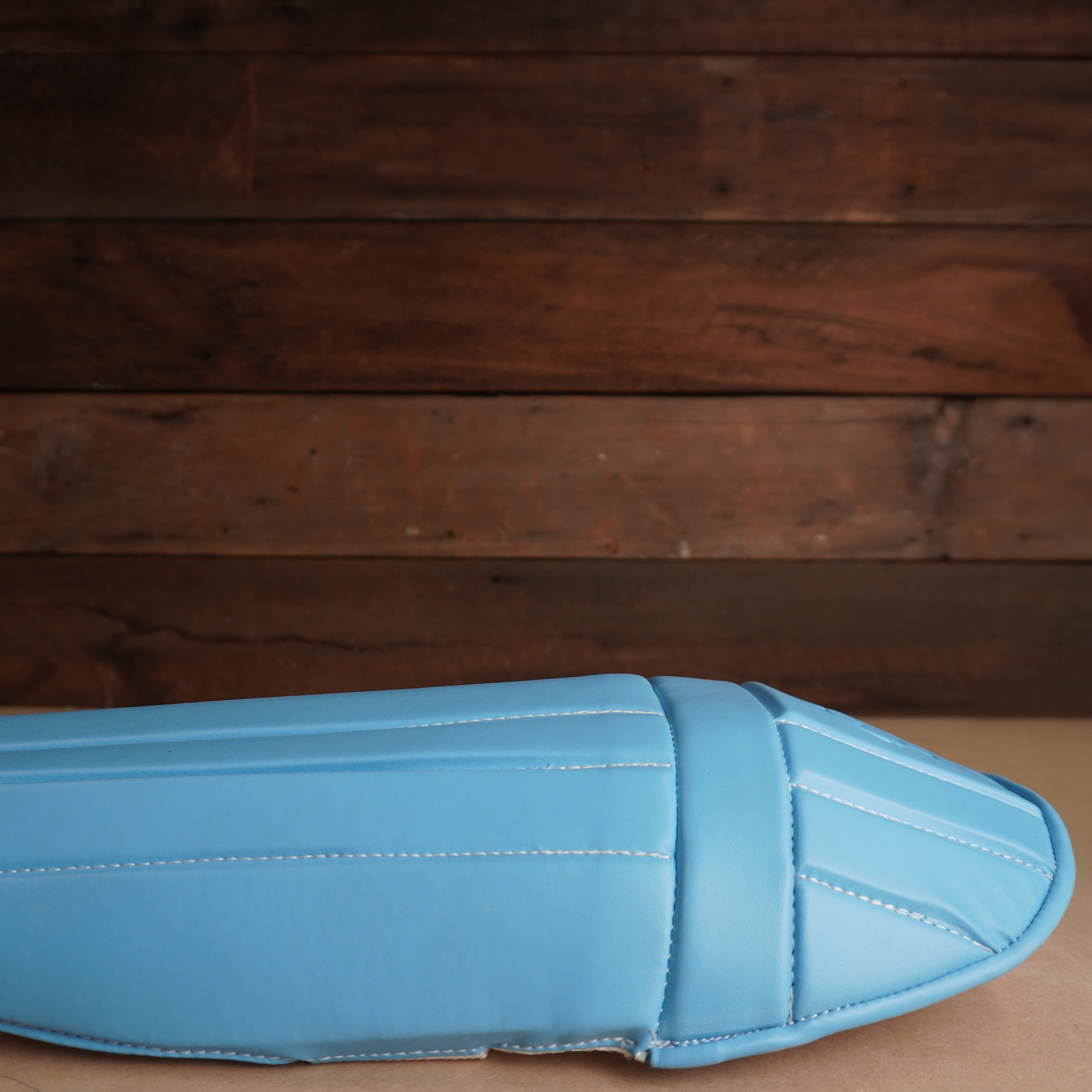 K5 WICKET KEEPING PADS - SKY BLUE - ADULT