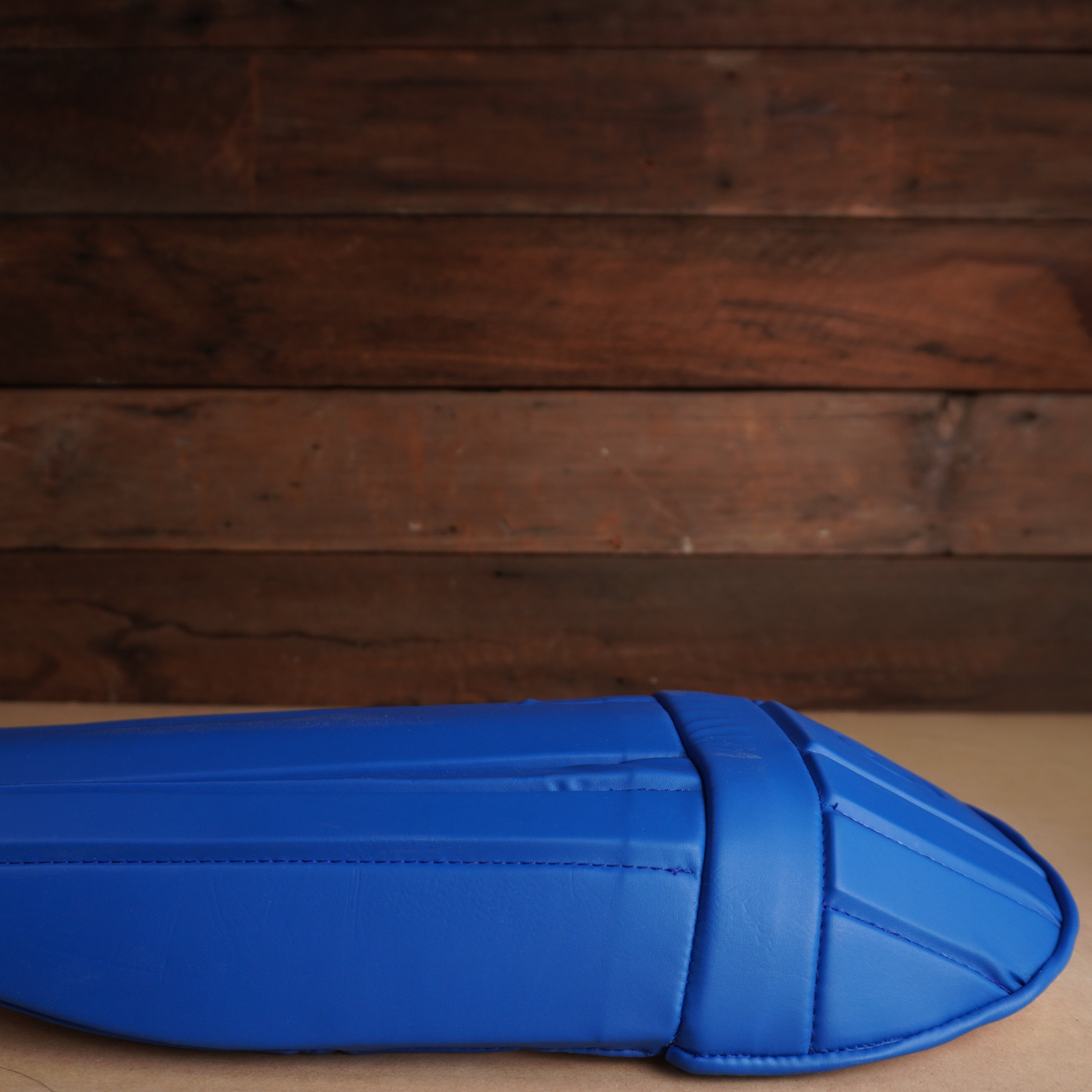 K5 WICKET KEEPING PADS - ROYAL BLUE - ADULT