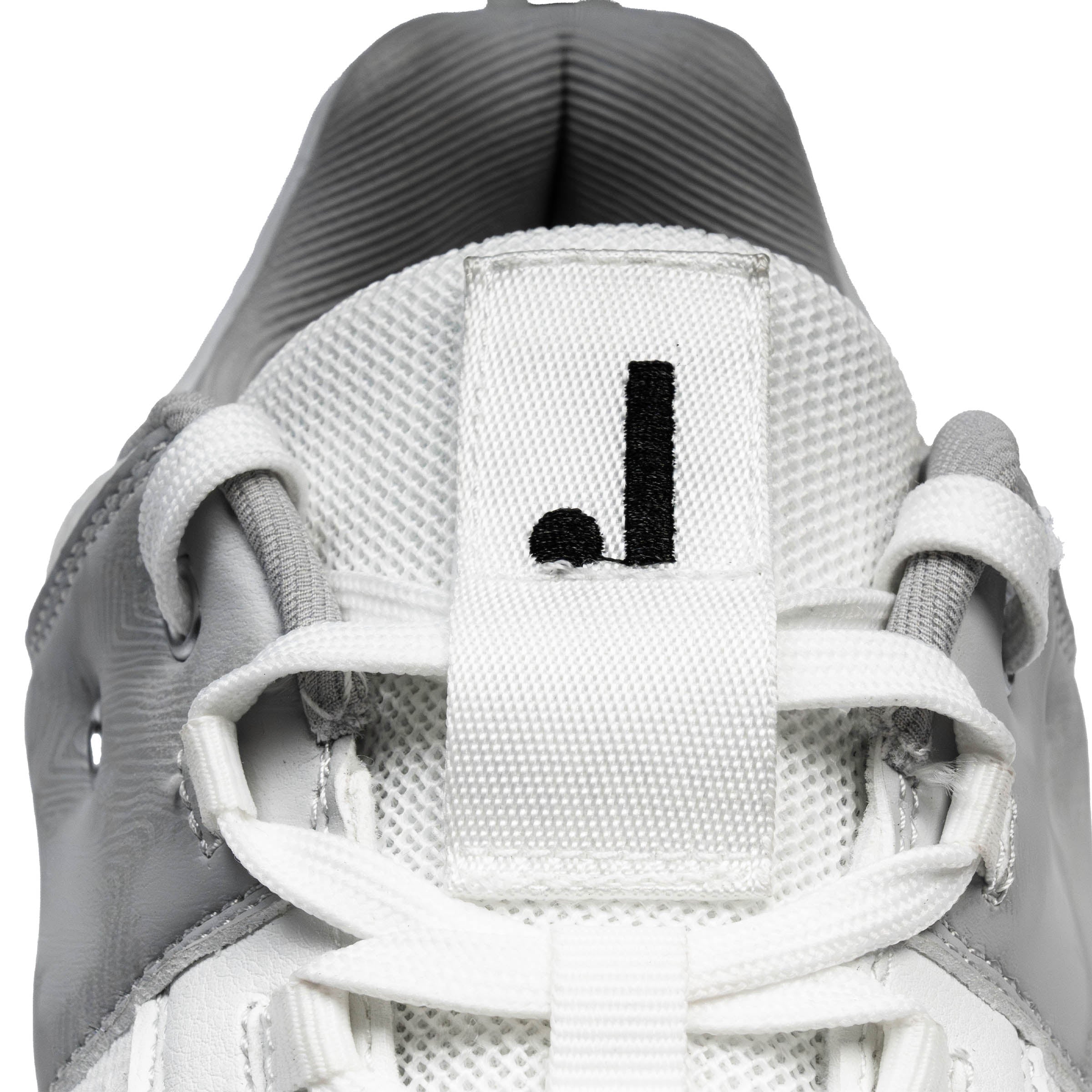 IDONEUS VI1 – All-Round Performance Shoe