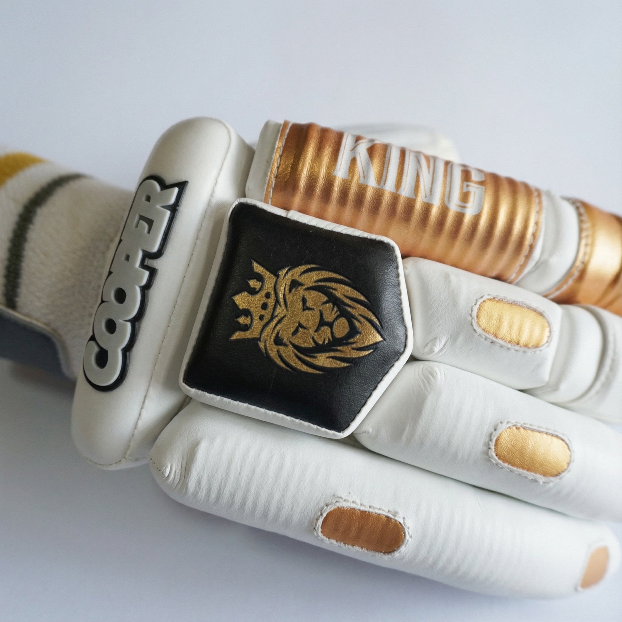 KING GLOVES 2024/25