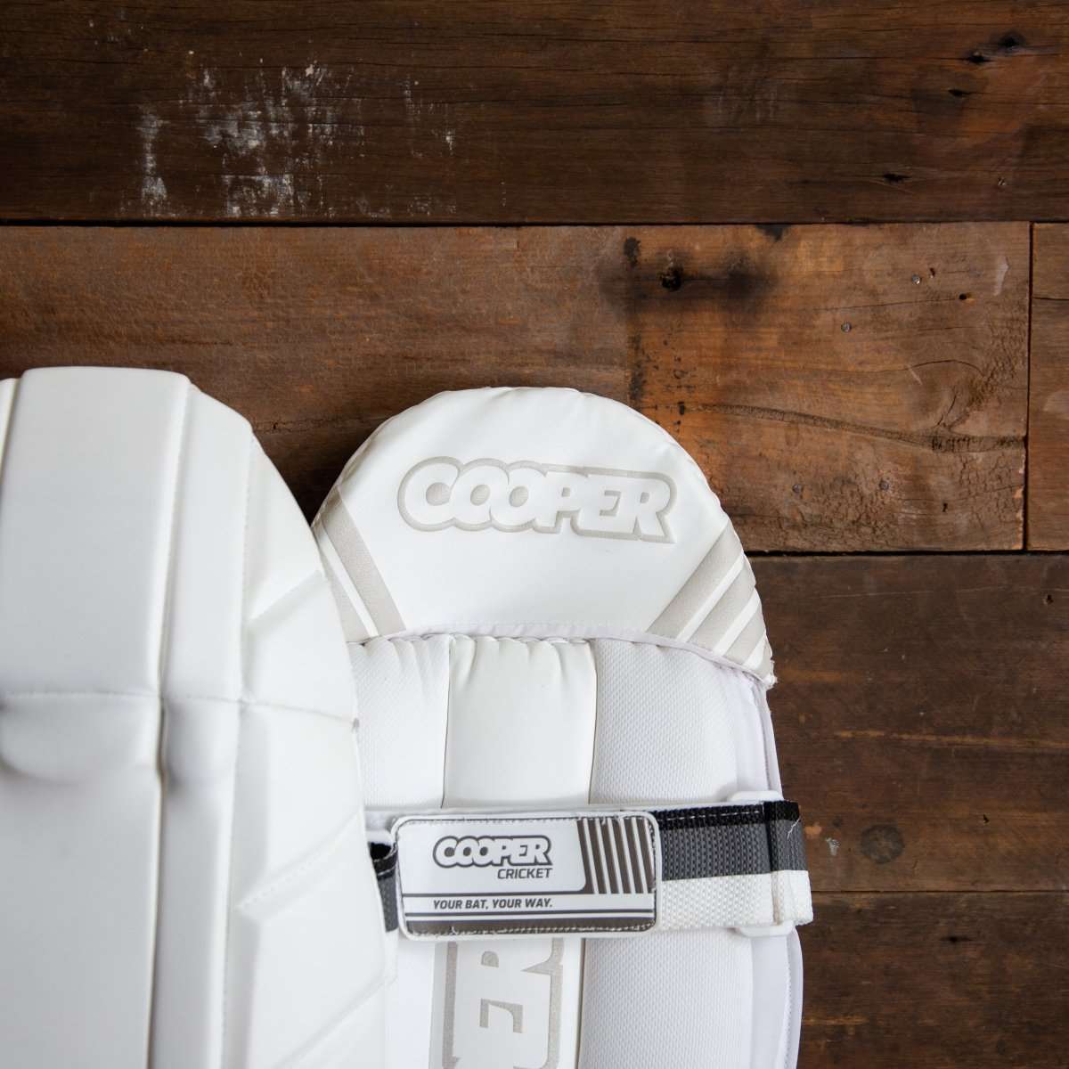 KEEPING PADS - Cooper Cricket