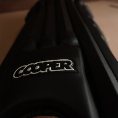 Cooper Cricket AM9 Pads - Black - Adult image 3