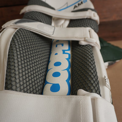 Cooper Cricket AM9 Pads - Bottle Green - Adult image 5