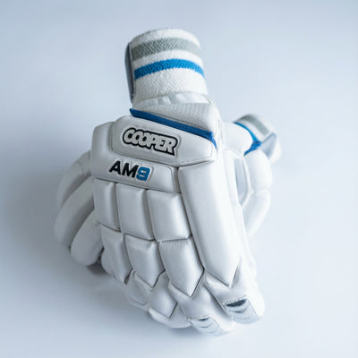 Cooper Cricket AM9 Gloves image 4