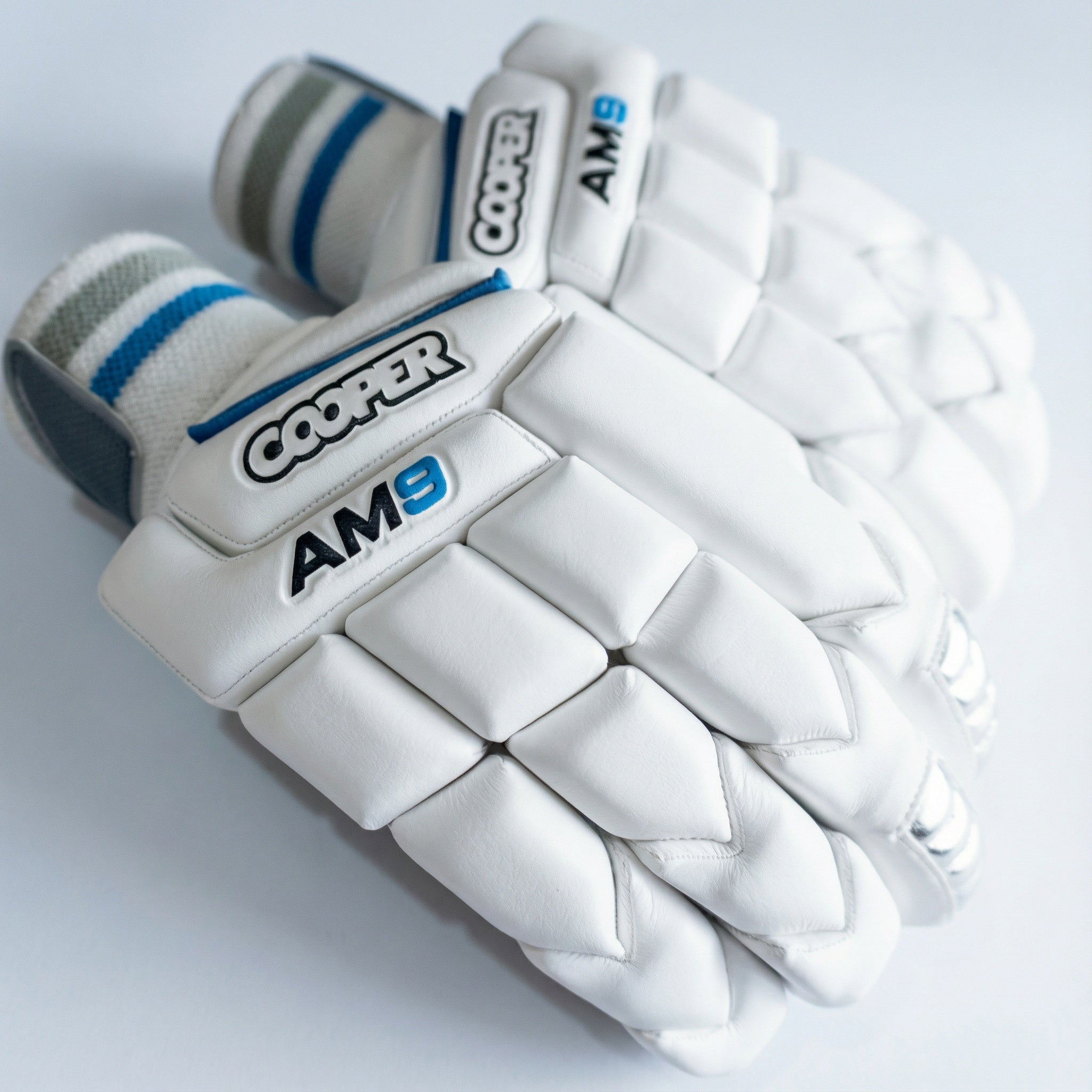 AM9 GLOVES