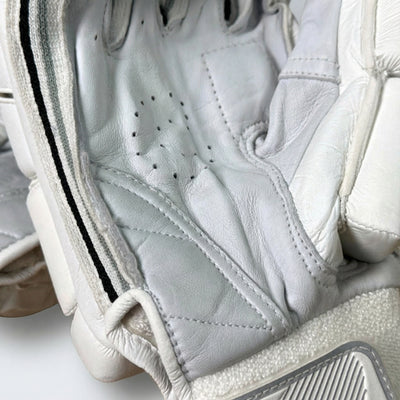 Cooper Cricket Cooper Bison 24 Cricket Gloves image 7