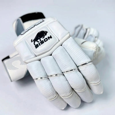 Cooper Cricket Cooper Bison 24 Cricket Gloves image 2