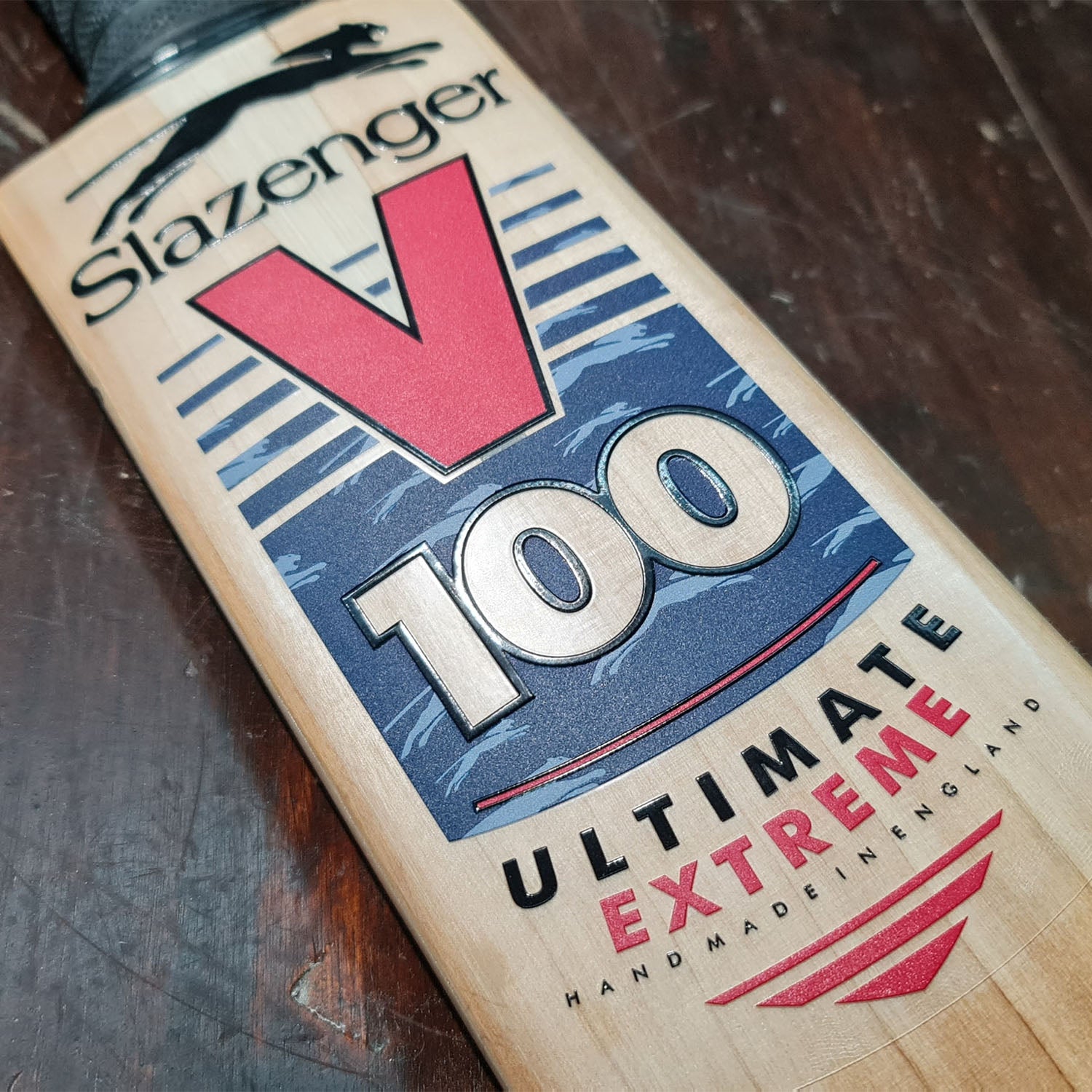 VINTAGE CRICKET BAT REPAIR