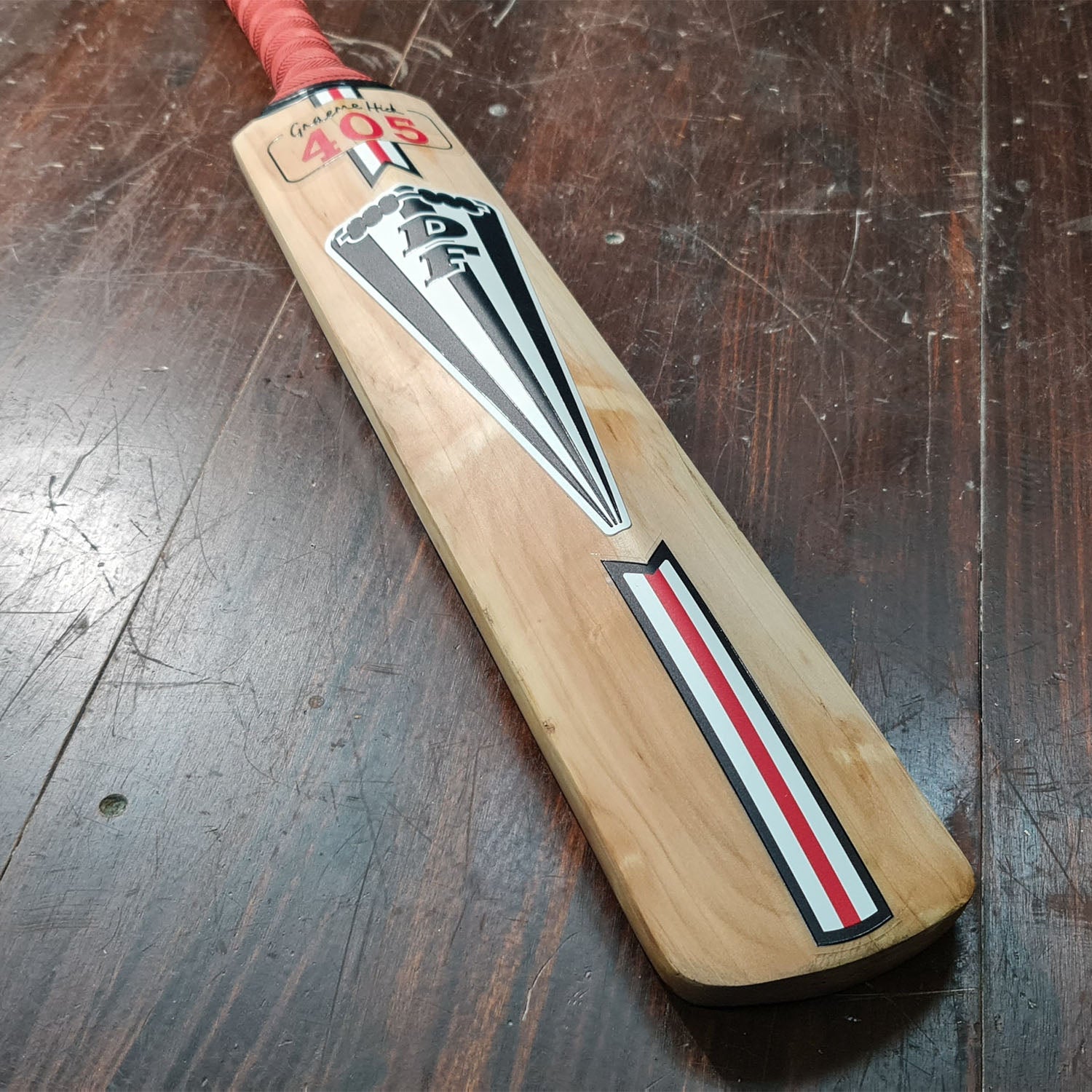 VINTAGE CRICKET BAT REPAIR