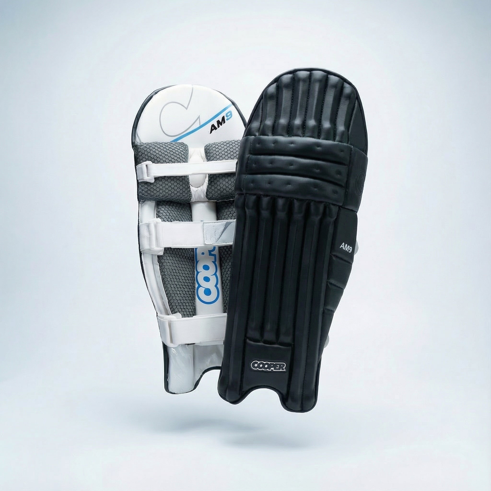 AM9 PADS - BLACK - ADULT