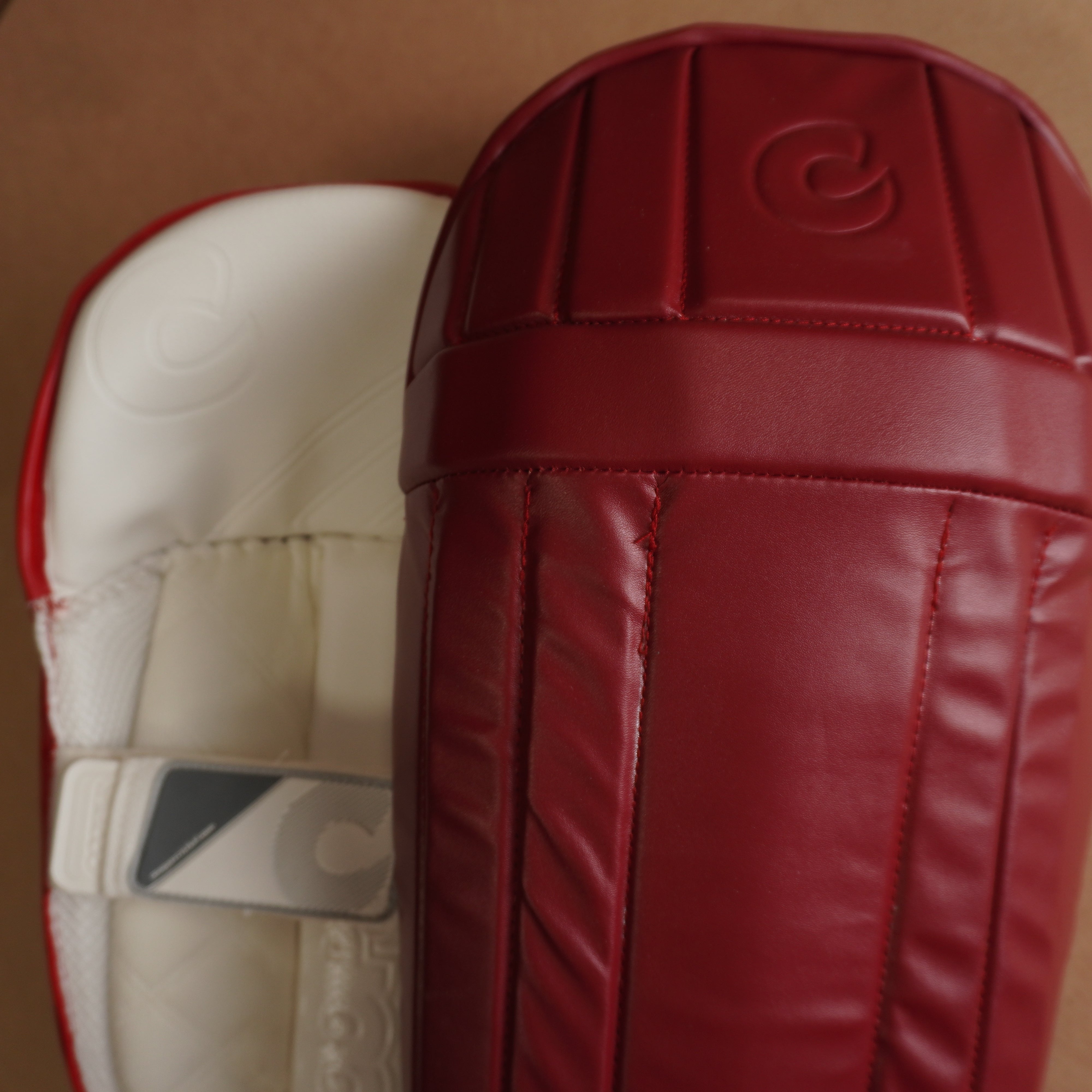 K5 WICKET KEEPING PADS - MAROON - ADULT