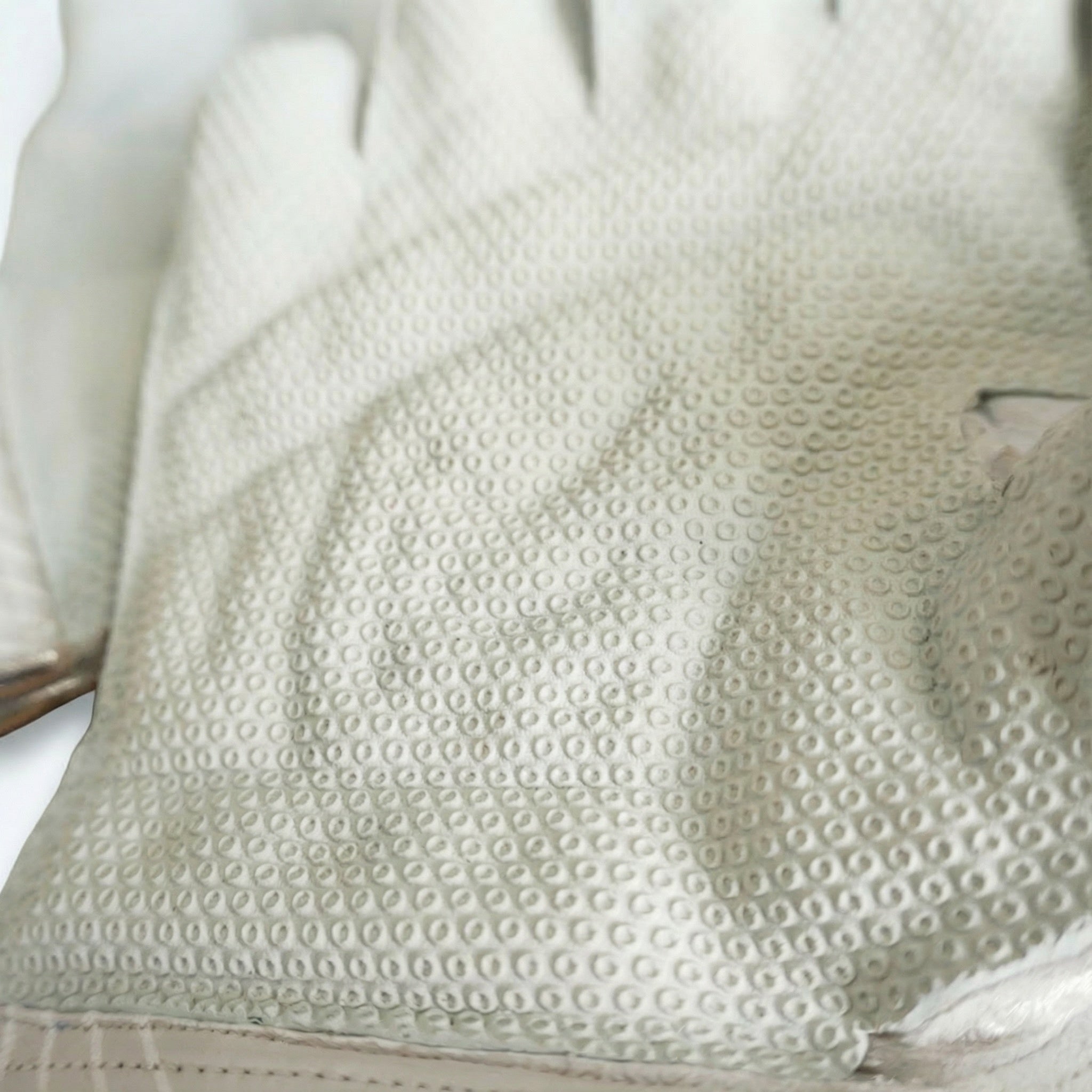 K1 WICKET KEEPING GLOVES