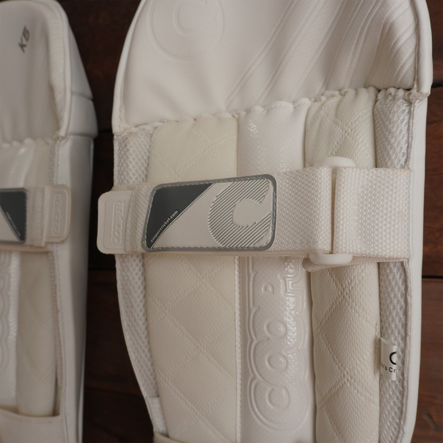 K5 WICKET KEEPING PADS - ADULT