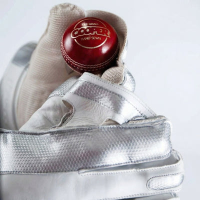 Cooper Cricket KEEPING GLOVES image 5