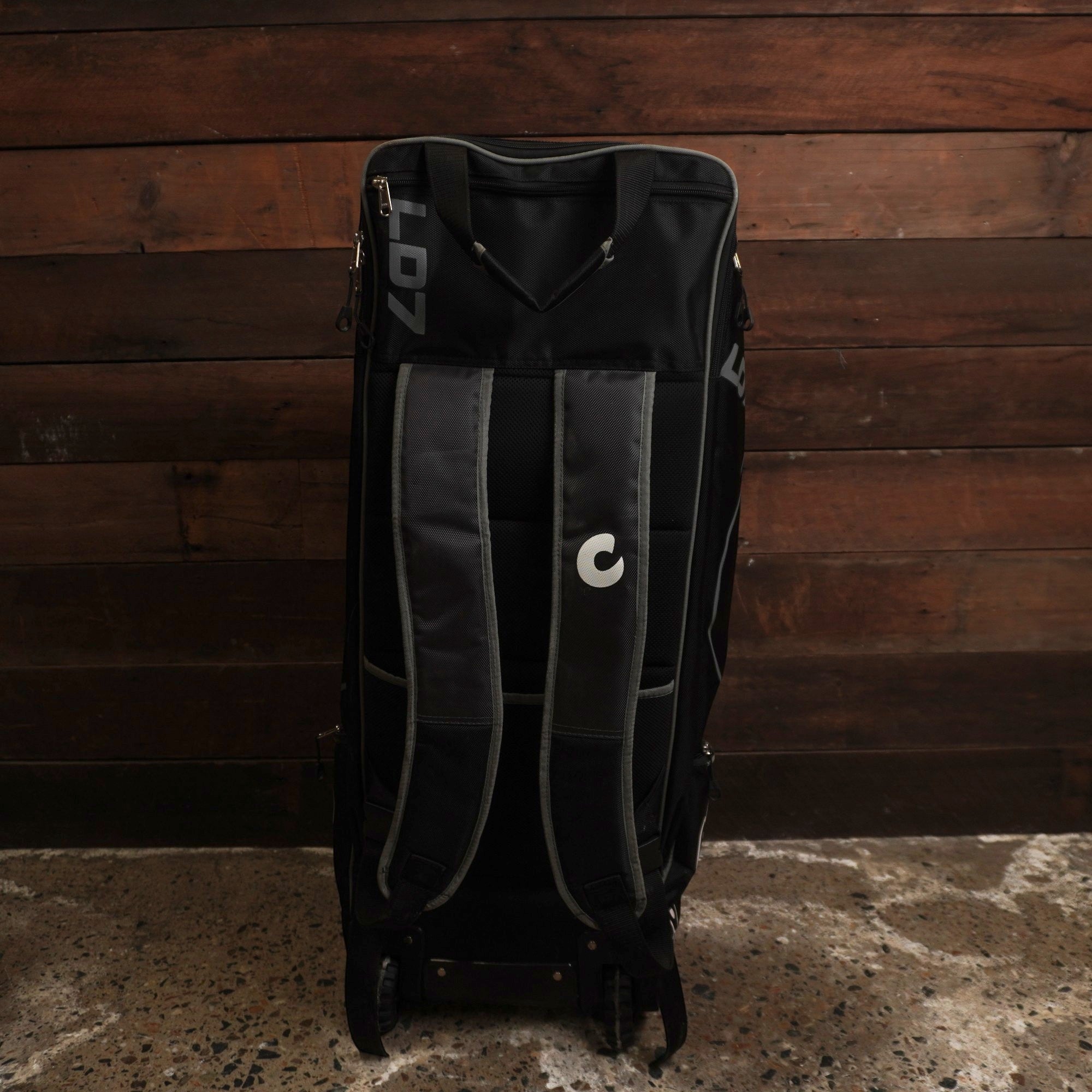 LD7 CRICKET BAG