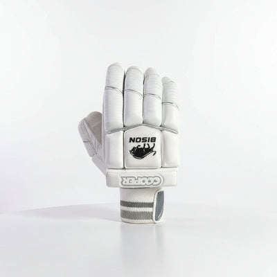 Cooper Cricket Cooper Bison 25 Cricket Gloves - Adult image 9
