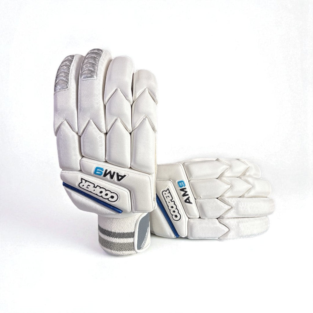 COOPER AM9 25 CRICKET GLOVES