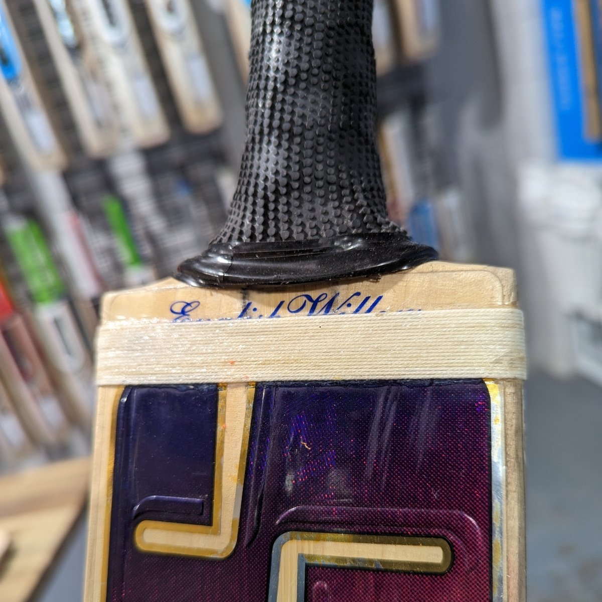 Toe and Shoulder Binding Cooper Cricker